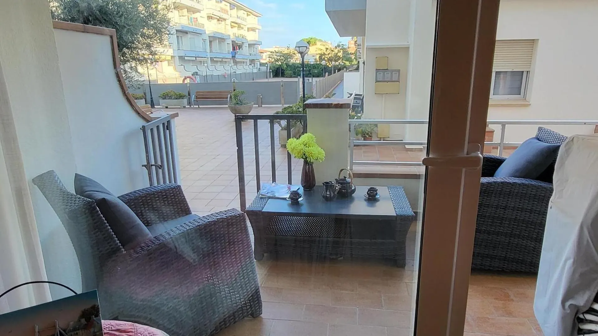 Apartamento En Planta Baja Con Piscina, A 600M De Playa Y Centro En L'Estartit - Es-323-39 0*,  Ισπανία